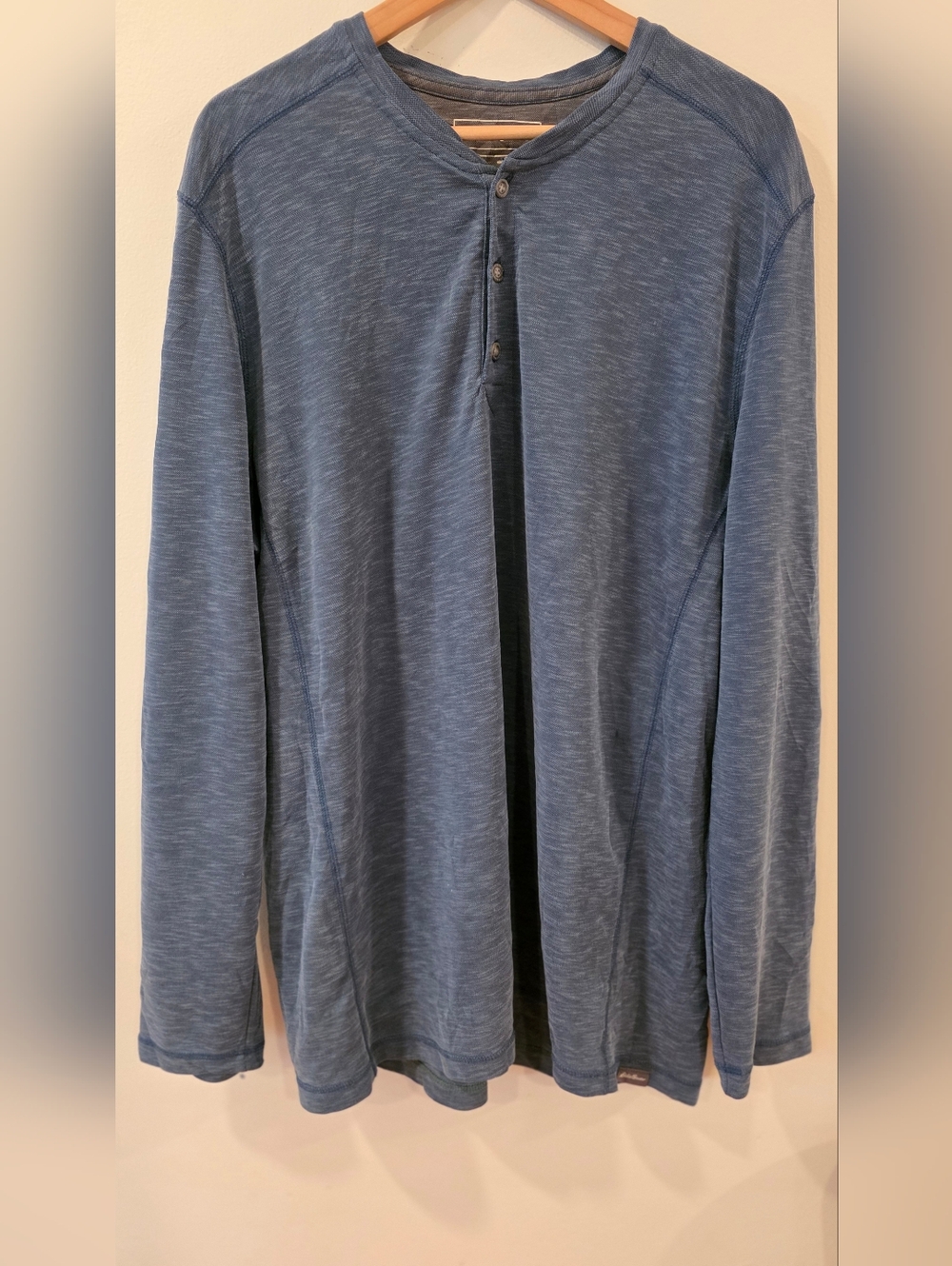 Eddie Bauer Blue Long Sleeve Henley‎ Shirt TXL
